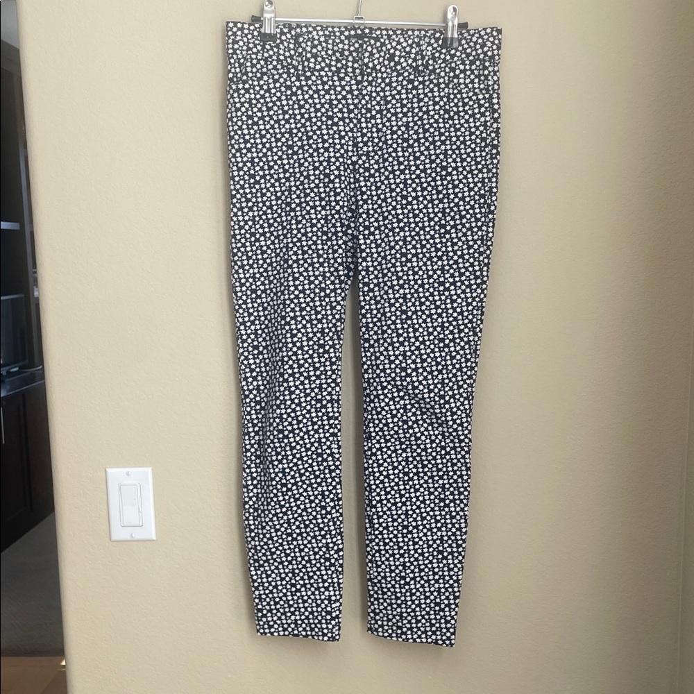 GAP Men's Black and White Patterned Chinos
